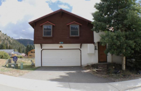 Caribel Trail Lodge - Hot Tub - Grill - Satellite - WiFi - Washer - Dryer - Garage Access